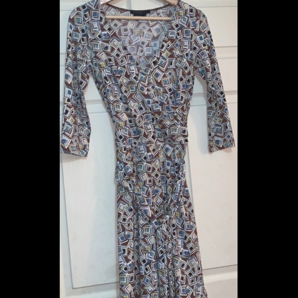 Long sleeve knee dress